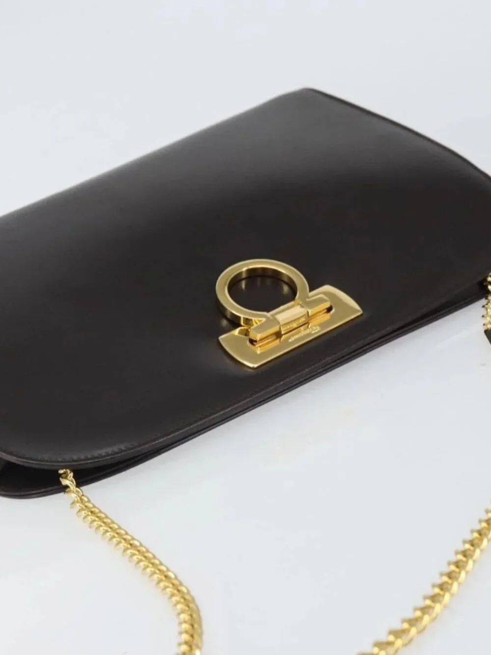 Salvatore Ferragamo Gancini Chain Shoulder Bag Leather Brown Gold Auth 166439